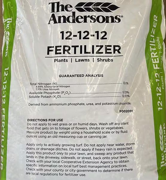 https://shop2.three-z.com/storage/photos/1/Products/Other products image/12-12-12 Fertilizer.JPG